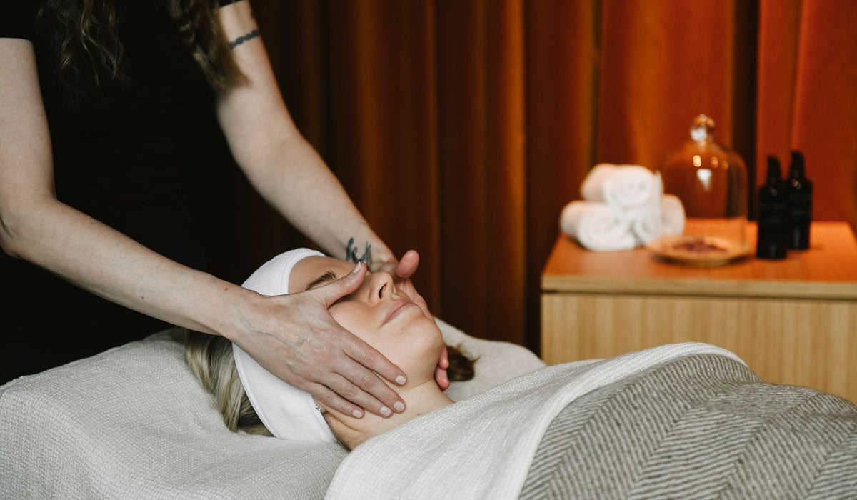 Eco-friendly facial in Helsinki – fresh, natural skincare ritual to prepare your skin for your wedding day.