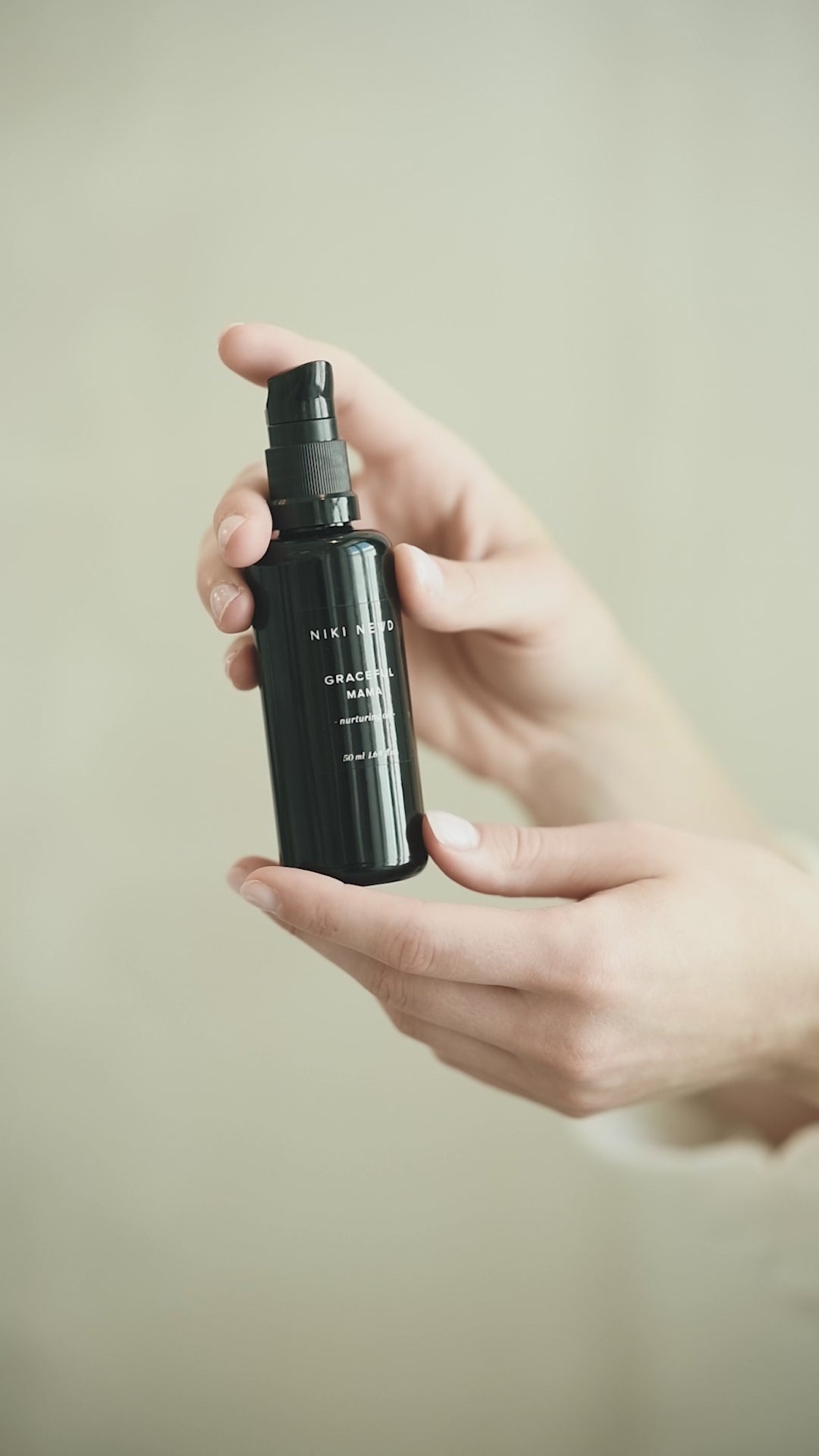 Gentle face oil by Niki Newd® — Graceful Mama is a fresh skincare product ideal for sensitive skin.