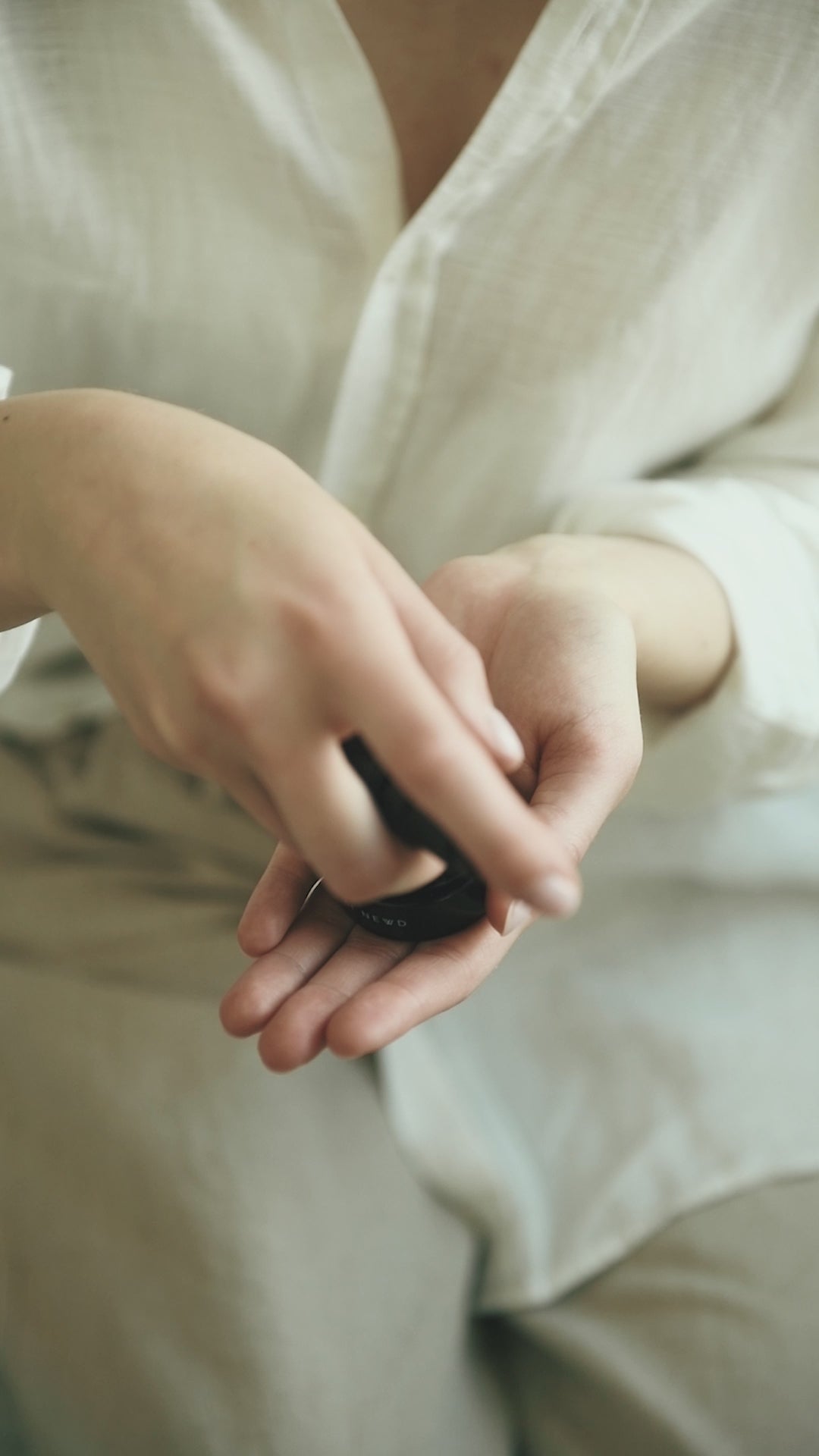 Use Niki Newd® Skin Butter & Mist together – start with a hydrating spray toner and follow with nourishing anti-age care for smooth, radiant skin.