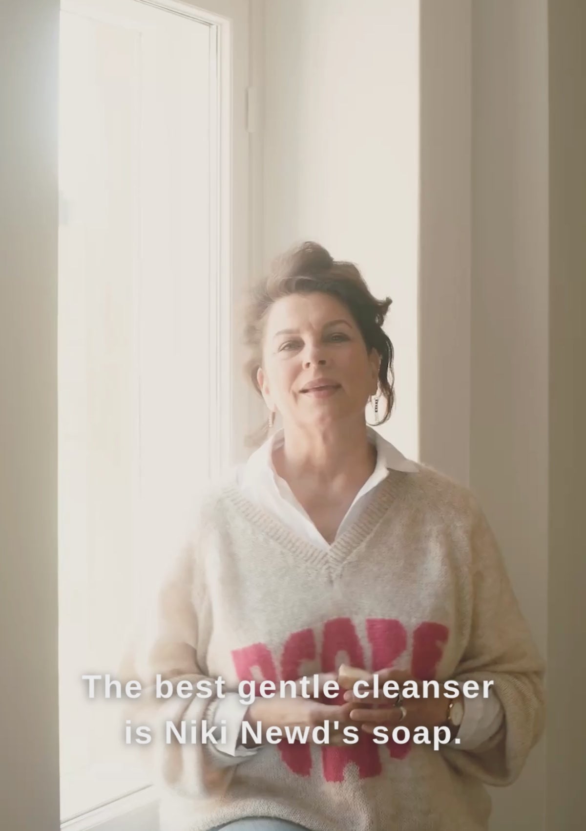 Actress Satu Silvo praises Niki Newd® Oatmeal Soap – a gentle, natural cleanser for the skin.