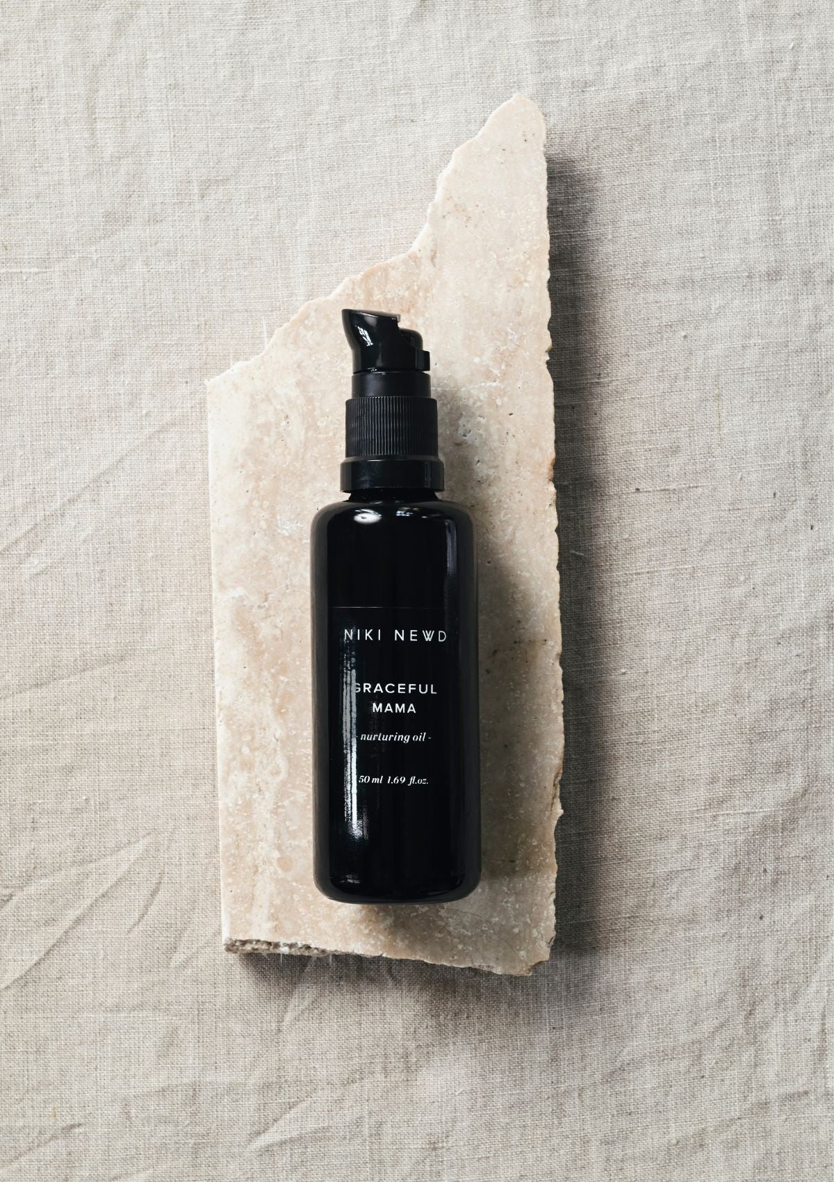 Customer testimonial: Niki Newd® Graceful Mama oil calmed the skin and supported it during pregnancy.