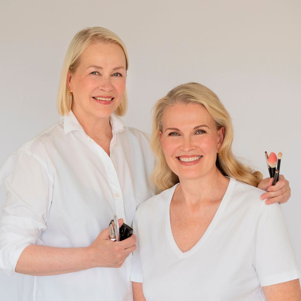 Top makeup artist Leena Waggoner creating a flawless natural party look at Niki Newd® Studio in Helsinki.